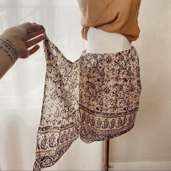 VTG EMANUEL UNGARO mini wrap skirt - Picture 8 of 9